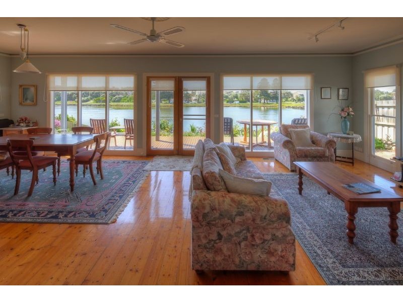 67 Gipps Street, Port Fairy VIC 3284