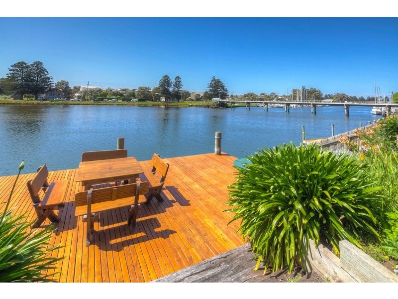 67 Gipps Street, Port Fairy VIC 3284