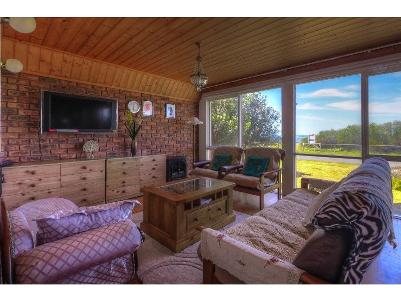 80 Ocean Drive, Port Fairy VIC 3284
