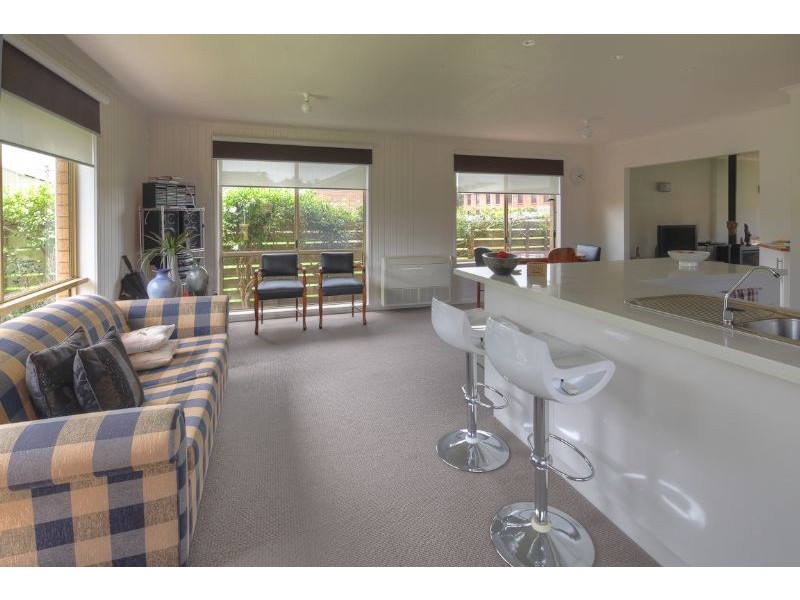 8 Belfast Close, Port Fairy VIC 3284