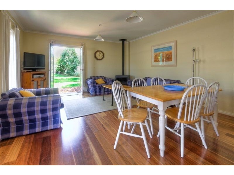 6 James Street, Port Fairy VIC 3284