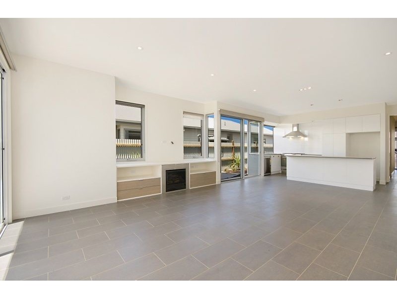 16 Cox Street, Port Fairy VIC 3284