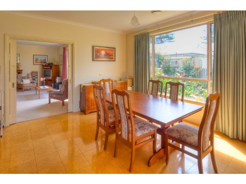 8 Terjesen Court, Port Fairy VIC 3284