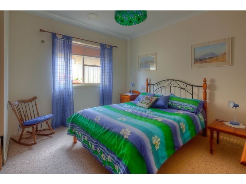 8 Terjesen Court, Port Fairy VIC 3284