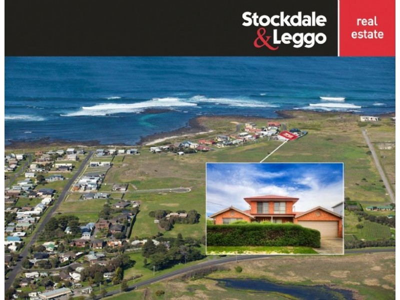 16 Anna-Catherine Drive, Port Fairy VIC 3284