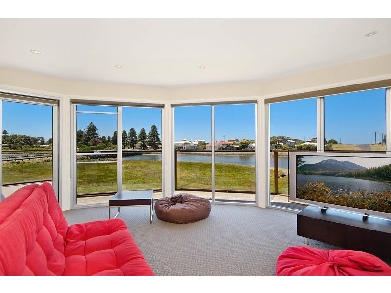105 Gipps Street, Port Fairy VIC 3284