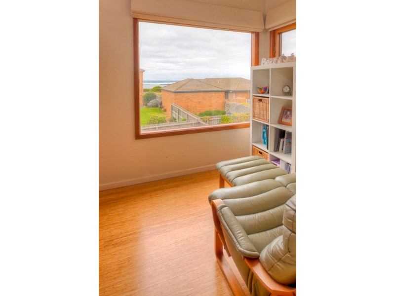 17 Anna-Catherine Drive, Port Fairy VIC 3284