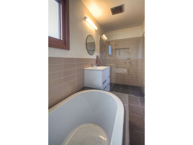 17 Anna-Catherine Drive, Port Fairy VIC 3284