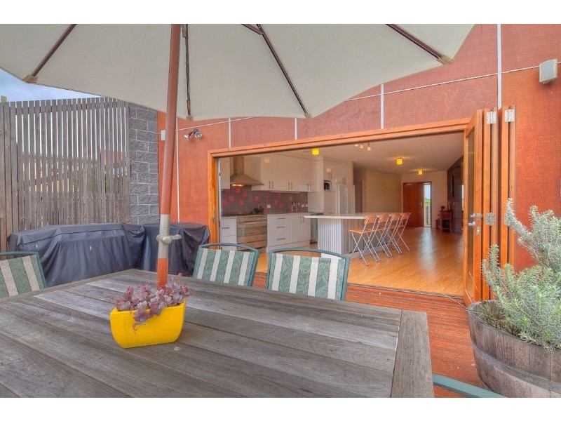 17 Anna-Catherine Drive, Port Fairy VIC 3284