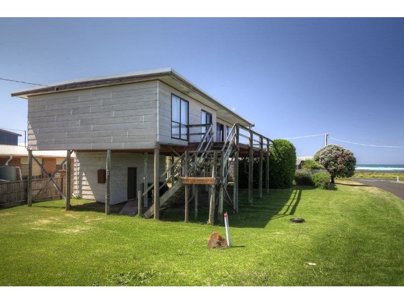2 Jehu Street, Port Fairy VIC 3284