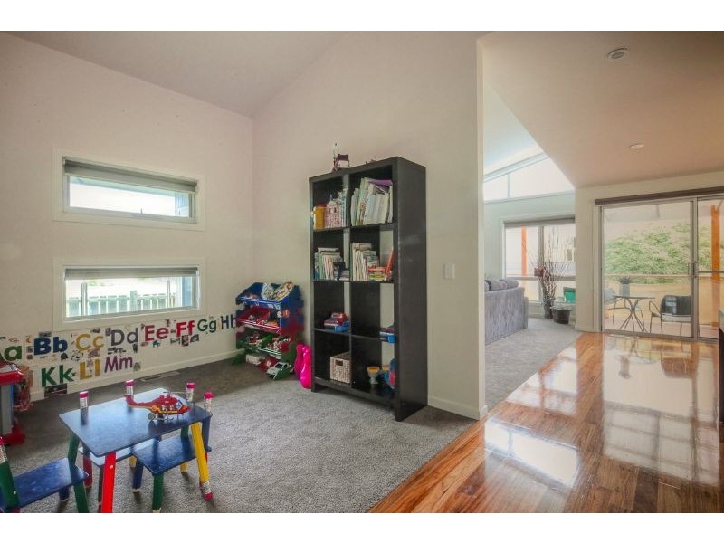 2 Mariner Crt, Port Fairy VIC 3284
