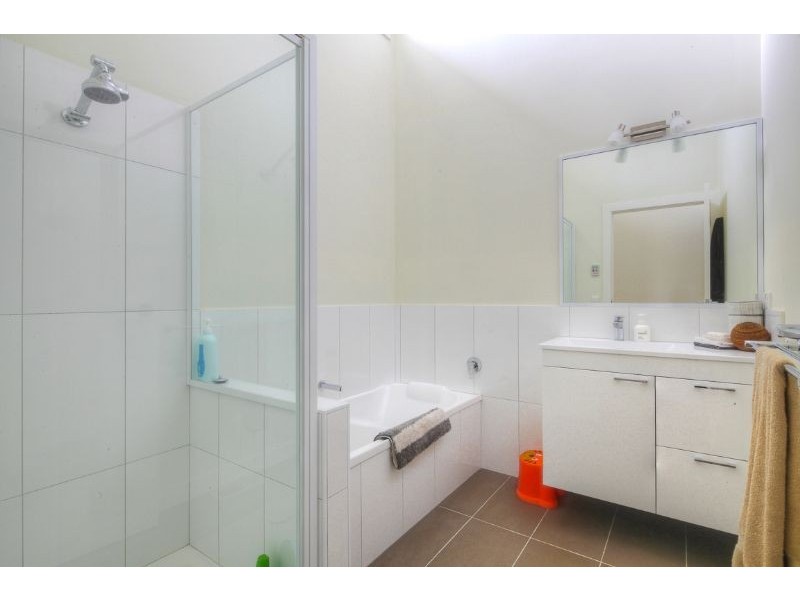 2 Mariner Crt, Port Fairy VIC 3284