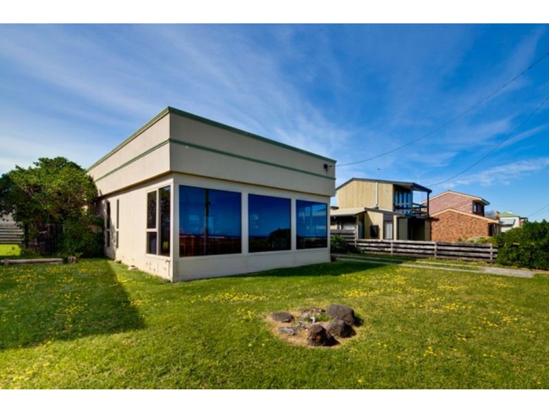 58 Ocean Drive, Port Fairy VIC 3284