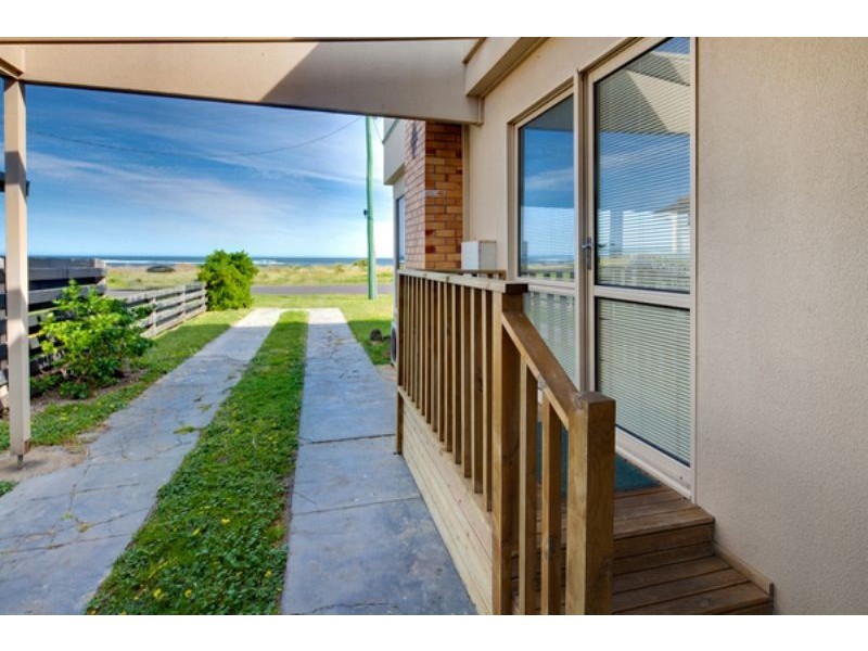 58 Ocean Drive, Port Fairy VIC 3284