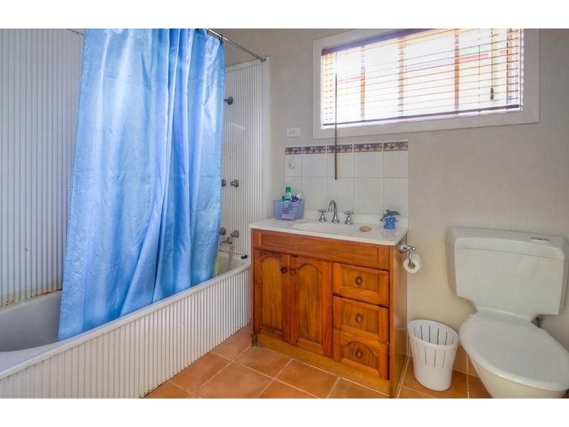 13 Reardon Street, Port Fairy VIC 3284