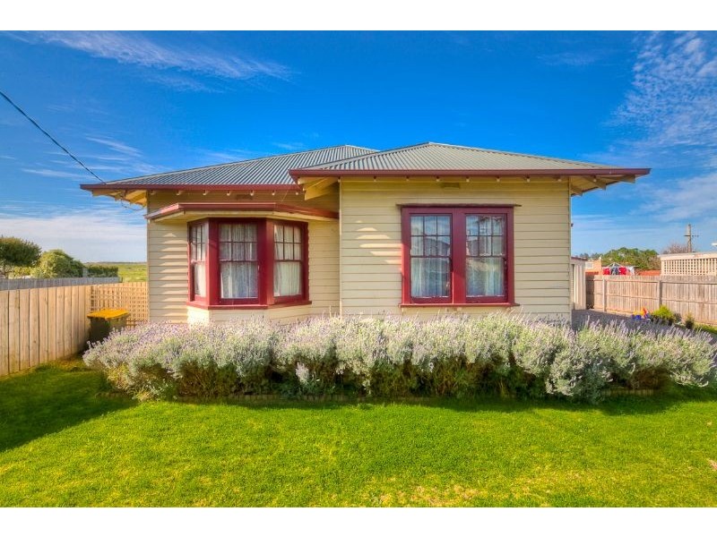 169 Princes Hwy, Port Fairy VIC 3284