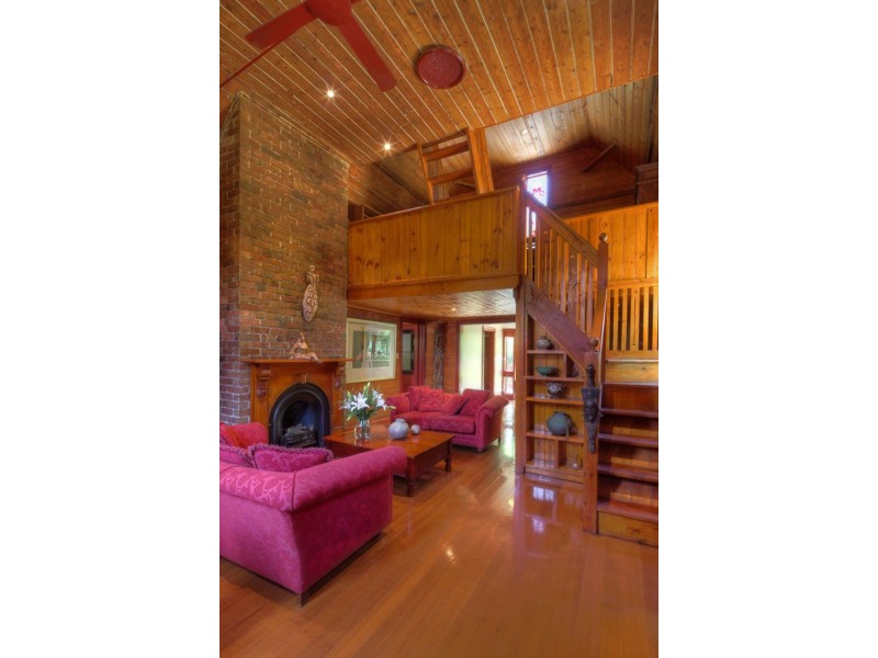 2 Old School Road, Codrington VIC 3285