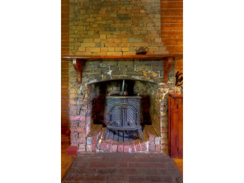 2 Old School Road, Codrington VIC 3285