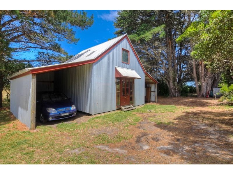 2 Old School Road, Codrington VIC 3285