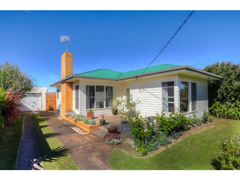 65 Campbell Street, Port Fairy VIC 3284
