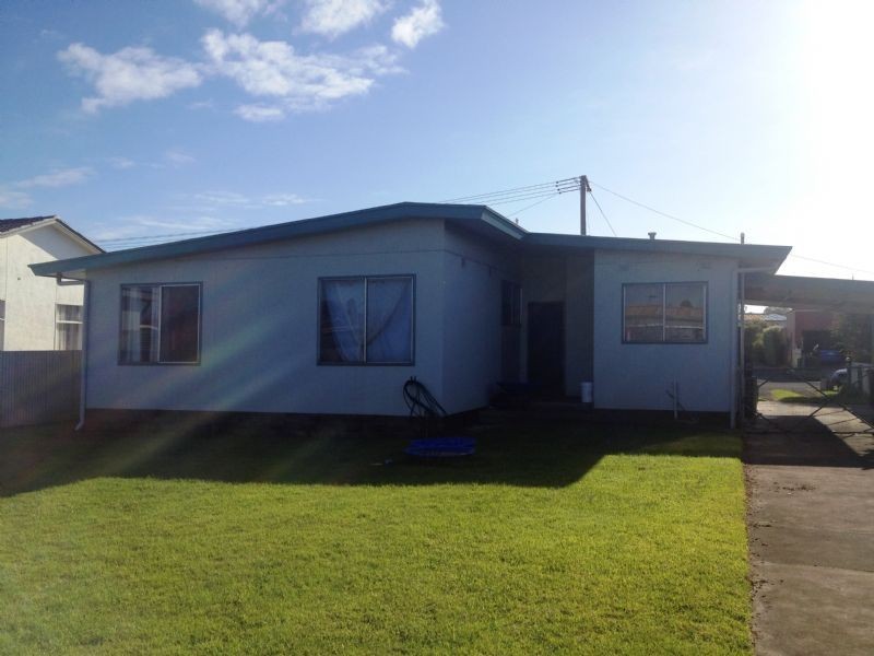 16 Roberts Ave, Port Fairy VIC 3284