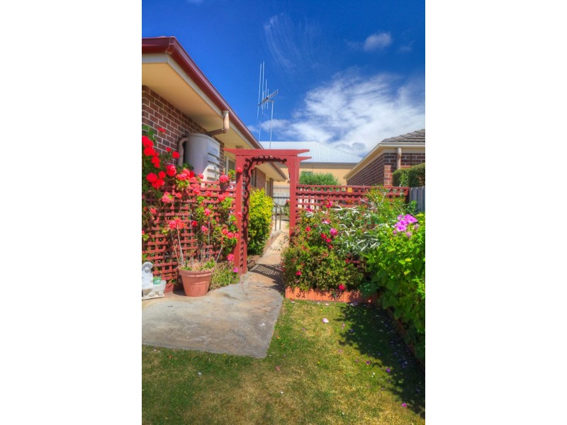 10 Dyson Street, Port Fairy VIC 3284