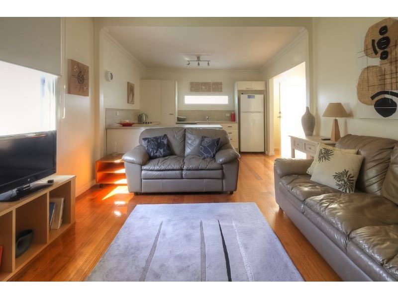 90 Cox Street, Port Fairy VIC 3284
