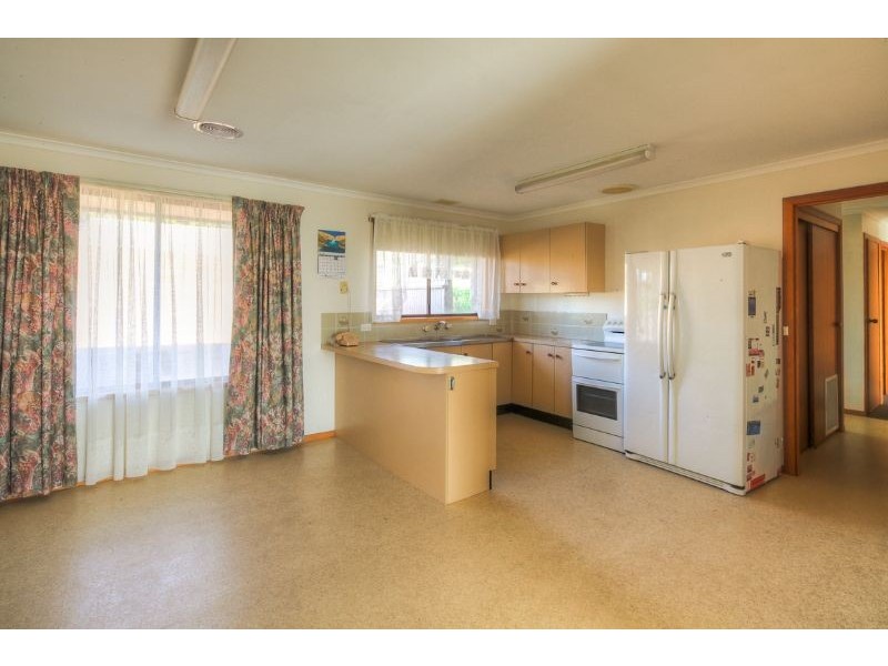 2 Reardon Street, Port Fairy VIC 3284