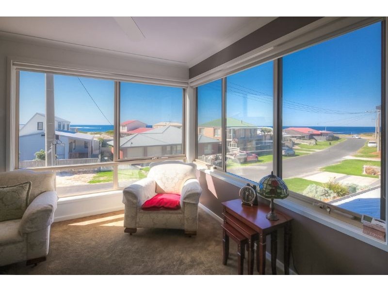 14 Anna-Catherine Drive, Port Fairy VIC 3284