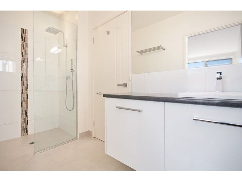 2/39 Sackville Street, Port Fairy VIC 3284