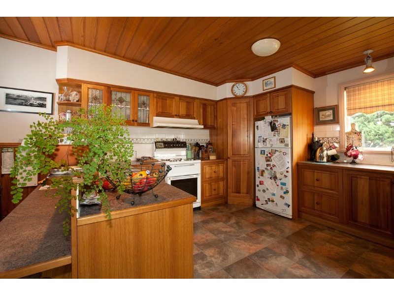 1302 Spencer Road, Toolong VIC 3285