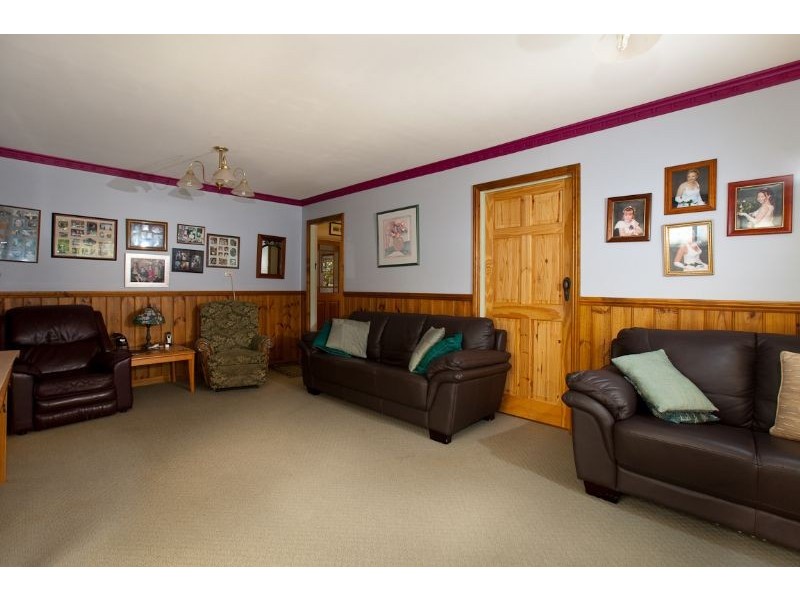 1302 Spencer Road, Toolong VIC 3285