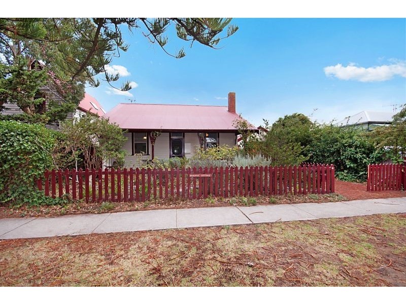 56 Gipps Street, Port Fairy VIC 3284