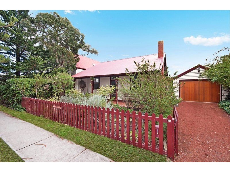 56 Gipps Street, Port Fairy VIC 3284