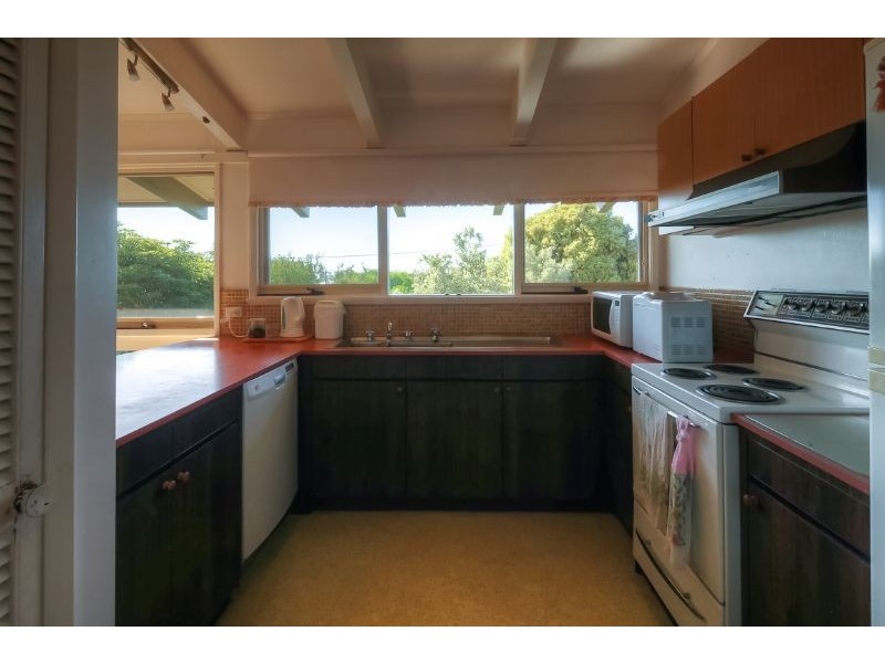 16 Philip Street, Port Fairy VIC 3284