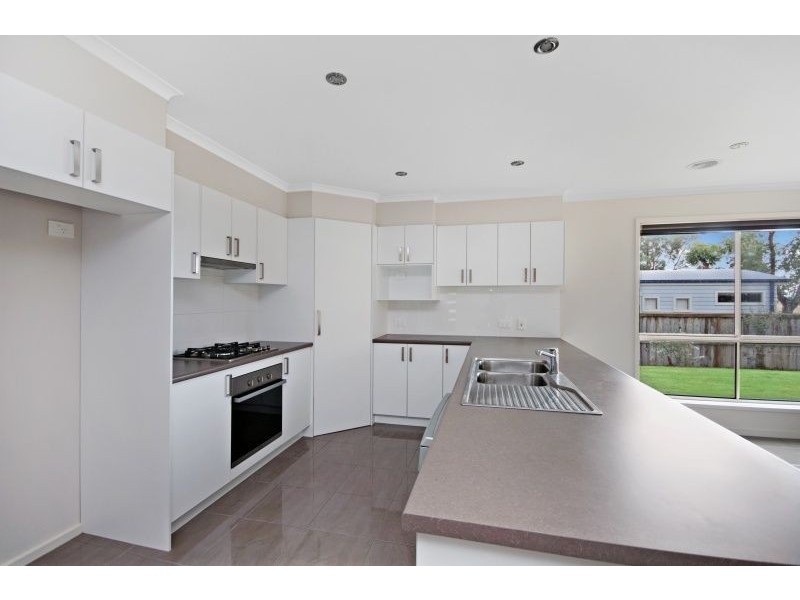 15 McGill Court, Port Fairy VIC 3284