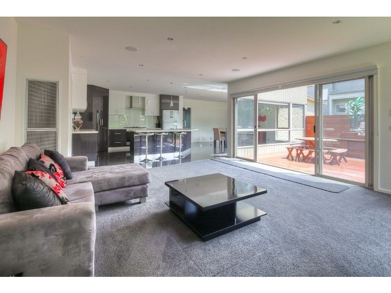 9 Mariner Crt, Port Fairy VIC 3284