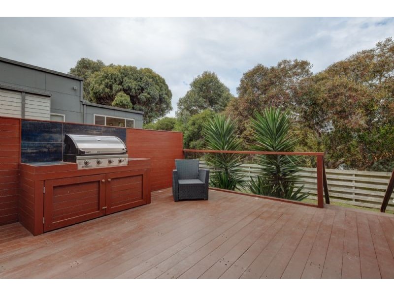 9 Mariner Crt, Port Fairy VIC 3284