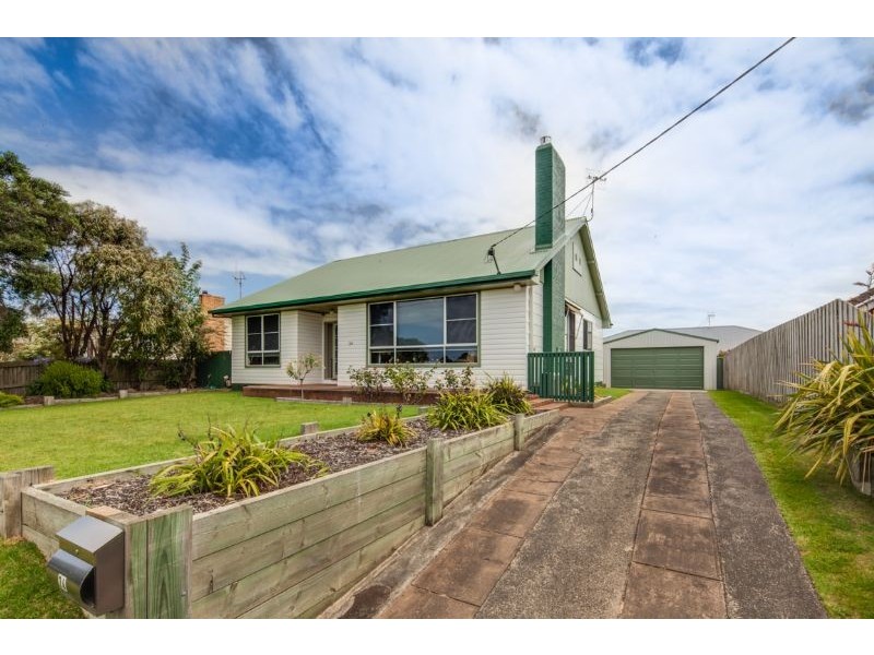 24 College Street, Port Fairy VIC 3284