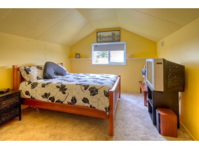 24 College Street, Port Fairy VIC 3284
