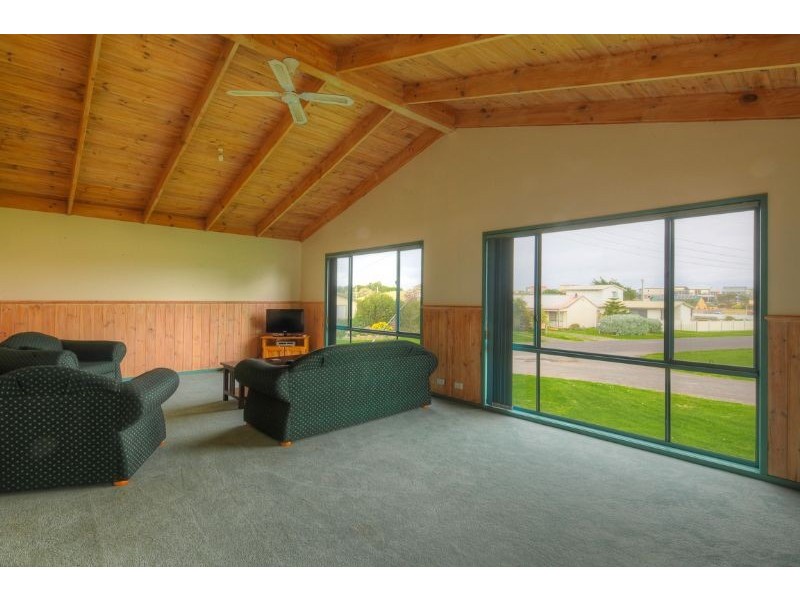 2 Crowe Street, Port Fairy VIC 3284