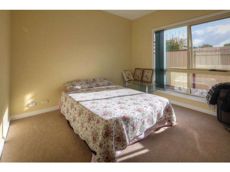 5 Winnen Place, Port Fairy VIC 3284