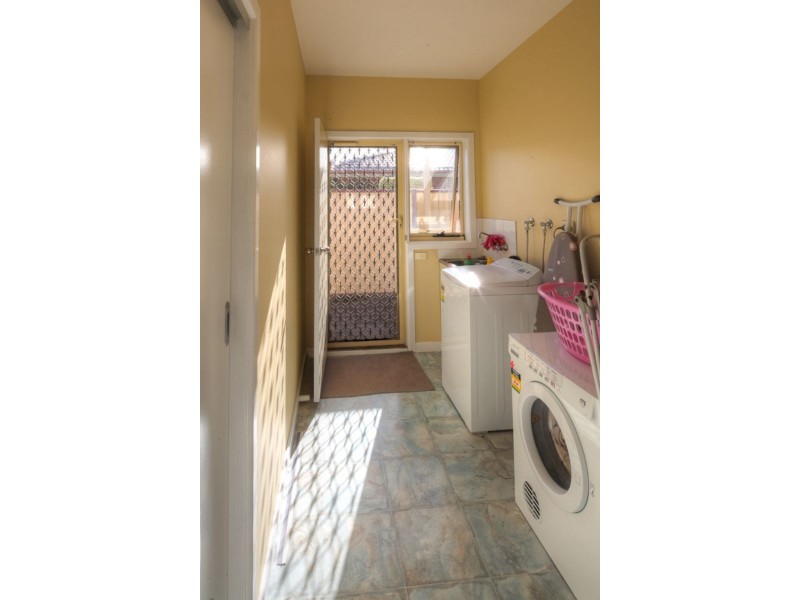 5 Winnen Place, Port Fairy VIC 3284