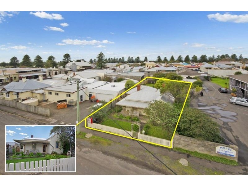 17 Barclay Street, Port Fairy VIC 3284