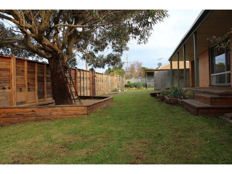 4 Uebergang Street, Port Fairy VIC 3284
