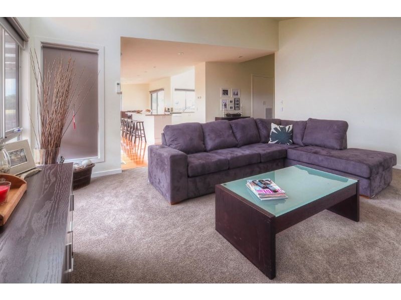 2 Mariner Court, Port Fairy VIC 3284