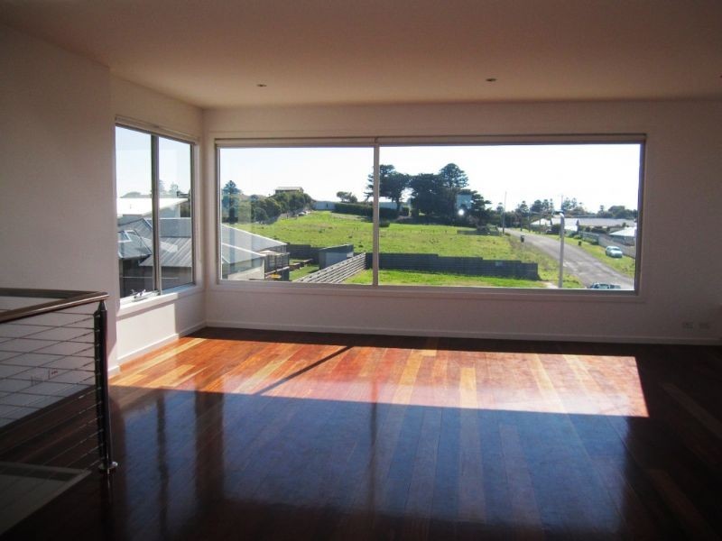 1 Martin Laurence Place, Port Fairy VIC 3284