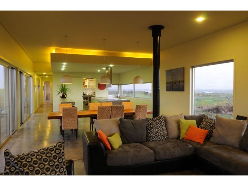 43 Settlers Lane, Warrnambool VIC 3280