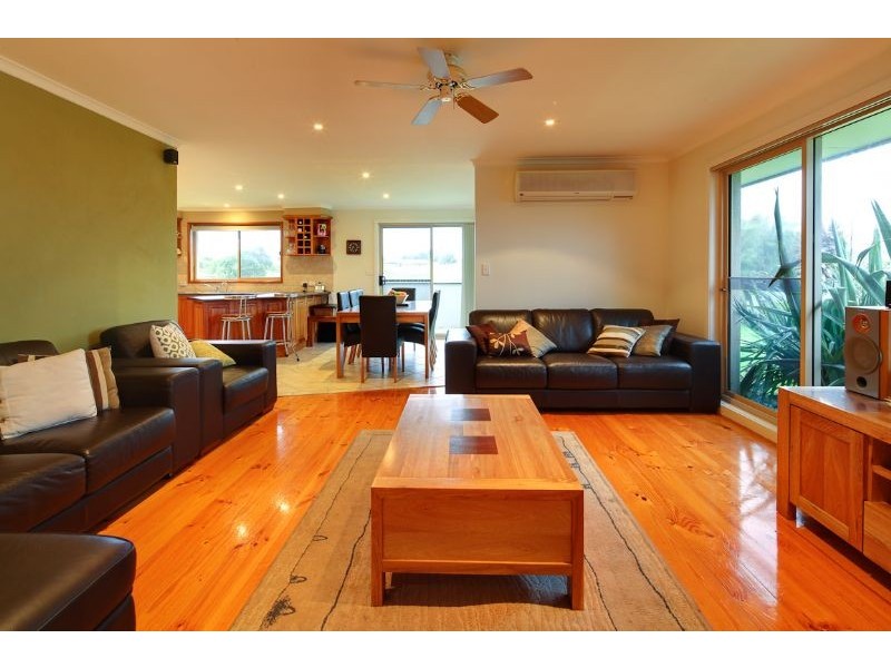 12 Polding Street, Port Fairy VIC 3284