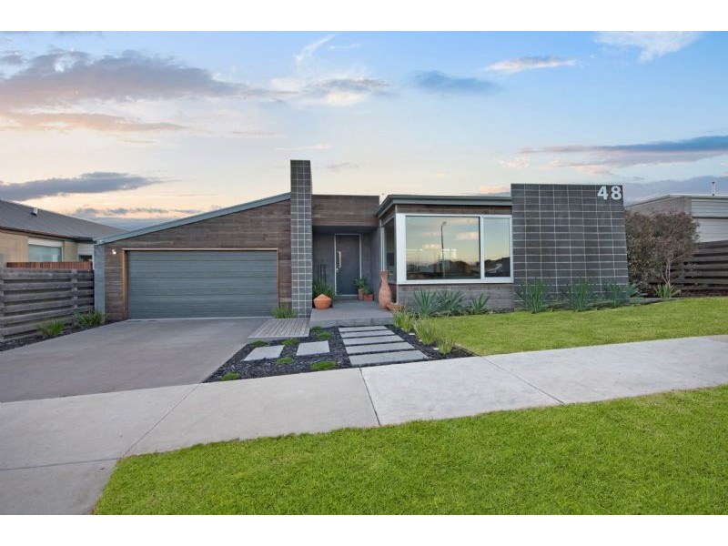 48 Philip Street, Port Fairy VIC 3284